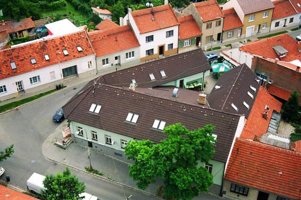 Restaurant Švejk a Pension Brno Buitenkant foto